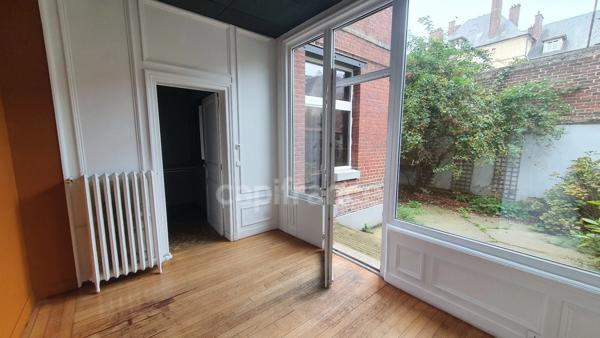 Maison à vendre de 182m² 9 pièces, à Compiègne (60)