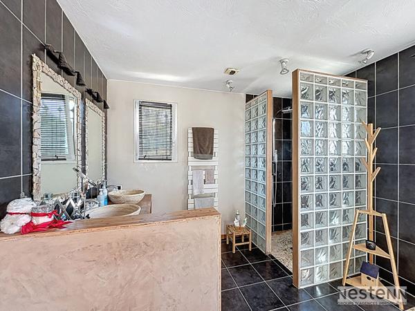 Élégante villa 7 pièces de 280 m² ? Antibes, quartier résidentiel des Brusquets