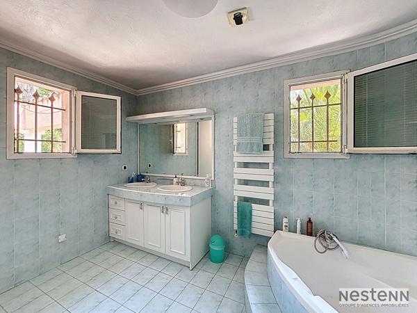 Élégante villa 7 pièces de 280 m² ? Antibes, quartier résidentiel des Brusquets