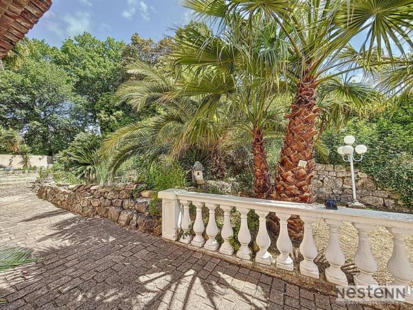 Élégante villa 7 pièces de 280 m² ? Antibes, quartier résidentiel des Brusquets