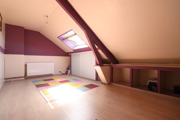 Maison sur sous-sol 3 chambres + 1 bureau+ entrepôt  Marzy, 5 minutes de Nevers, artisan, activité indépendante