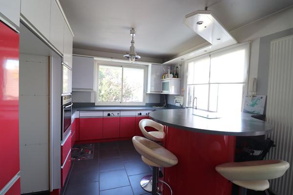Maison sur sous-sol 3 chambres + 1 bureau+ entrepôt  Marzy, 5 minutes de Nevers, artisan, activité indépendante