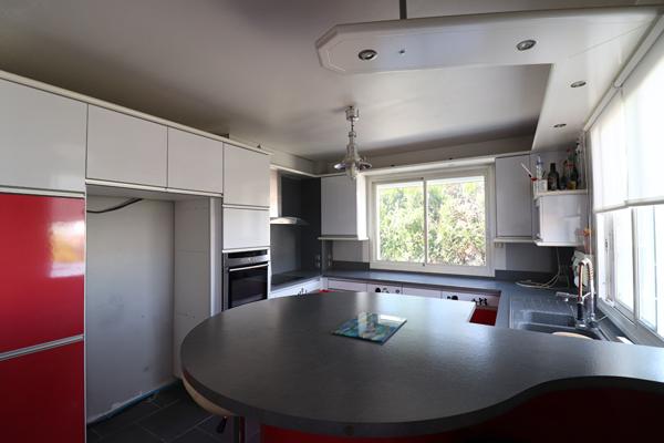 Maison sur sous-sol 3 chambres + 1 bureau+ entrepôt  Marzy, 5 minutes de Nevers, artisan, activité indépendante