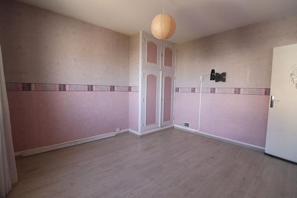 Maison sur sous-sol 3 chambres + 1 bureau+ entrepôt  Marzy, 5 minutes de Nevers, artisan, activité indépendante