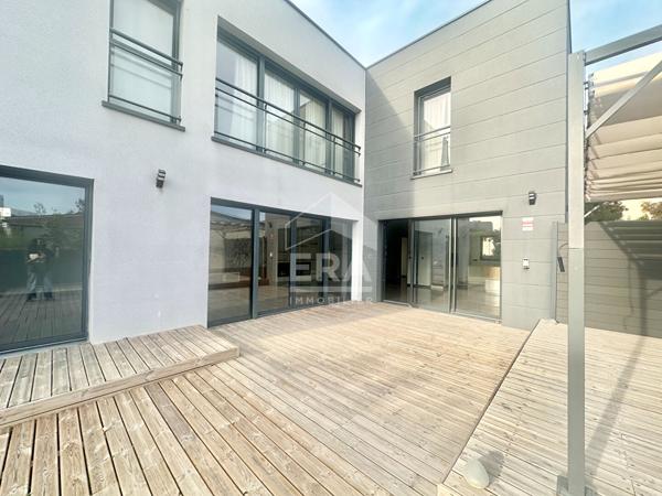 Villa Creteil 6 pièce(s) 212 m2