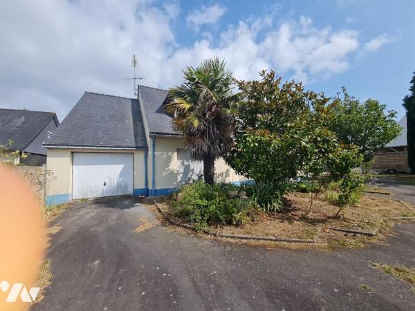 Commerces et commodités à pied - Spacieuse maison familliale avec grand terrain divisible