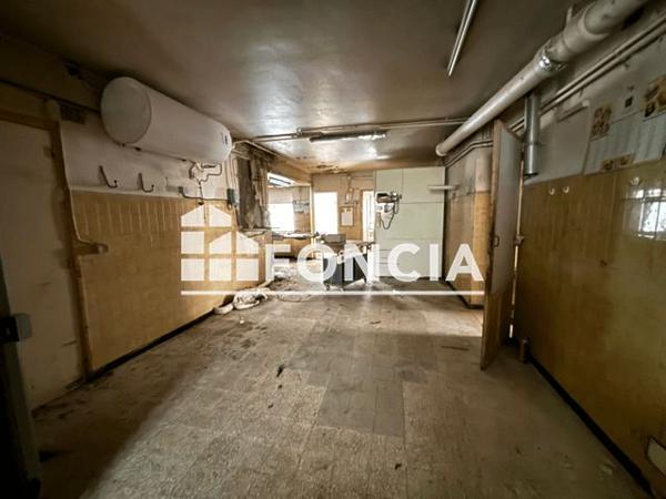 À vendre Local commercial 100 m² - Ille-sur-têt 66130