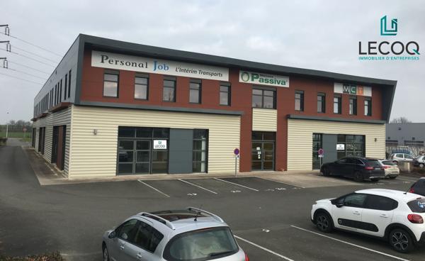 Commerce ou bureaux à LAVAL