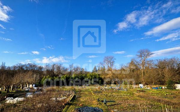 T3 bis de 57m², terrasse 10m², Francheville le Bas, face aux jardins potagers