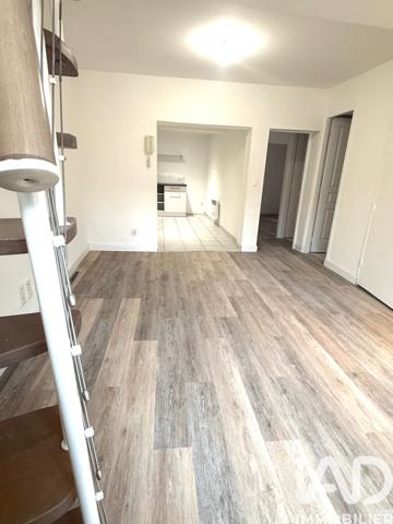 Location appartement 3 pièces 53 m² Le Val