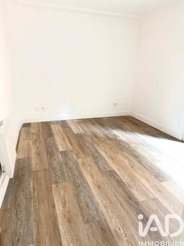 Location appartement 3 pièces 53 m² Le Val