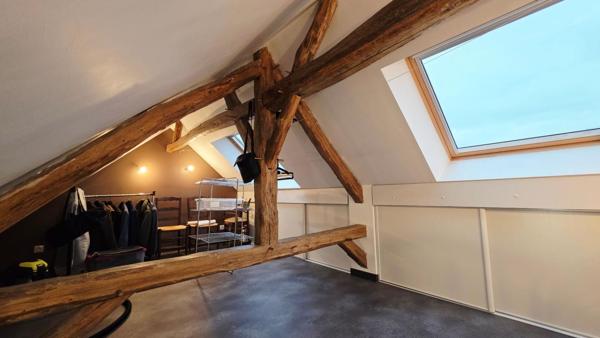 SAINT DOULCHARD MAISON 7 PIECES 6 CHAMBRES GRANGE DEPENDANCES