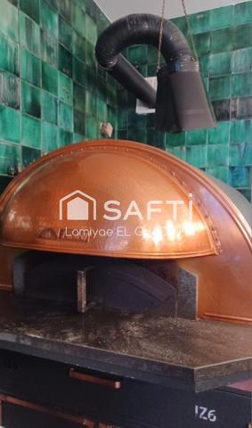 Restaurant TERRASSE & four à PIZZA quartier ANVERS