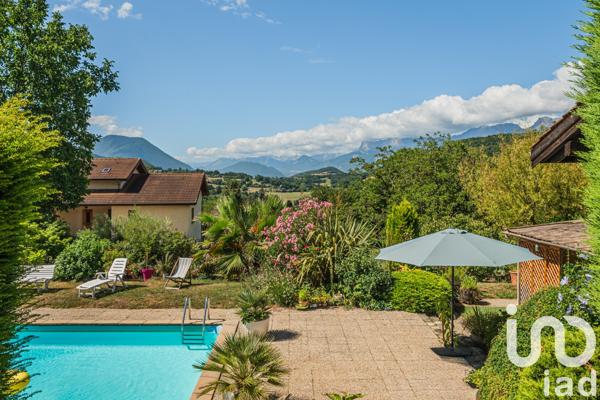 Maison à vendre 5 pièces 144 m² Brié-et-Angonnes