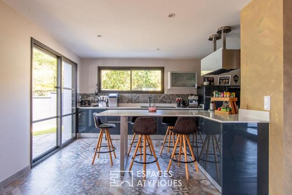 Lumineuse maison contemporaine