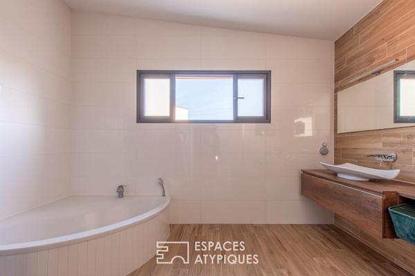 Lumineuse maison contemporaine