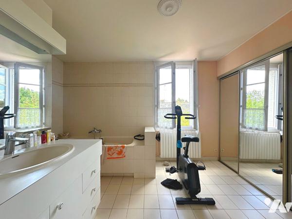 MAISON EN PIERRES QUARTIER THABOR OBERTHUR