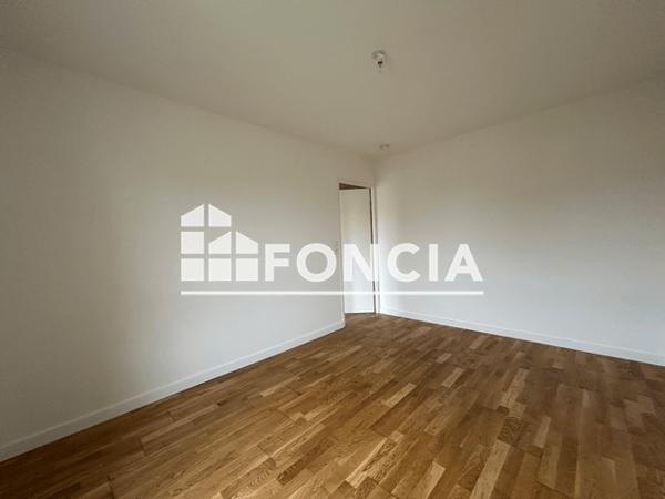 Location Appartement 2 pièces 39.67 m² - 3 RUE JEAN MOULIN Lens 62300