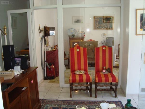 Local mixte (Pro/Hab) à vendre à Pontivy dans le Morbihan (56300), ref : 063-321