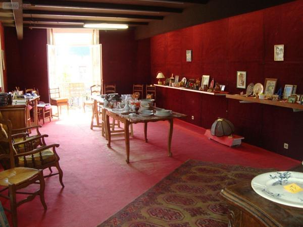 Local mixte (Pro/Hab) à vendre à Pontivy dans le Morbihan (56300), ref : 063-321