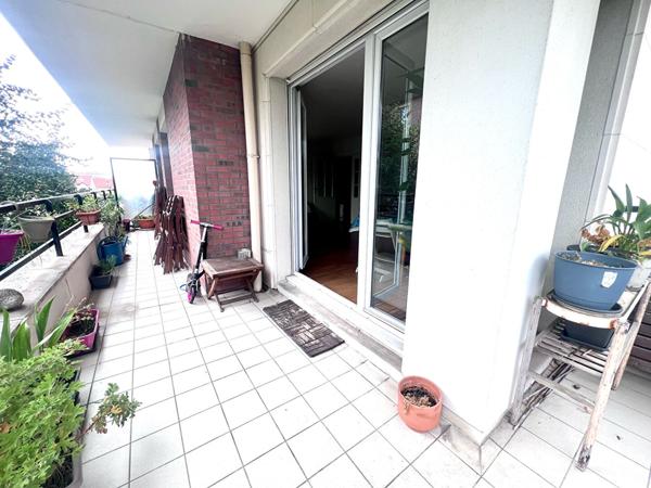 Appartement Suresnes 4 pièce(s) 92 m2