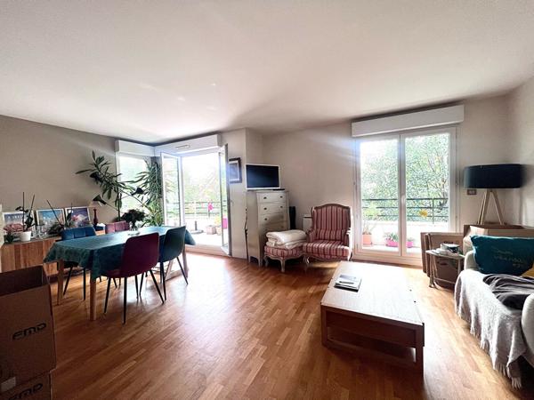 Appartement Suresnes 4 pièce(s) 92 m2