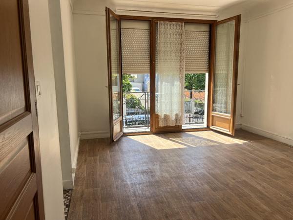 Maison à LE BLANC MESNIL (93150)