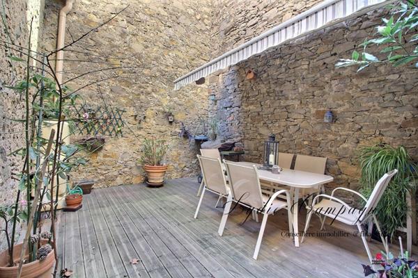 Maison familiale patio garage Conilhac Corbieres 6 pièce(s) 156 m2