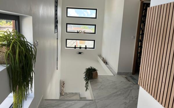 Maison à vendre    6 pièces •  Saint-François