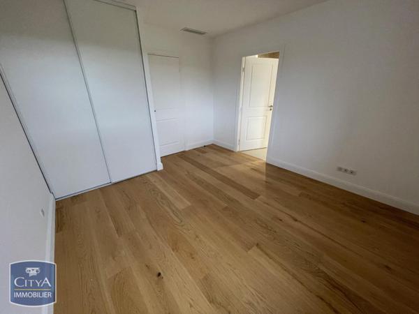 Location appartement Saint-Paul-de-Vence (06570) 4 pièces 122.95m²