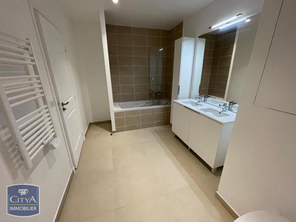 Location appartement Saint-Paul-de-Vence (06570) 4 pièces 122.95m²