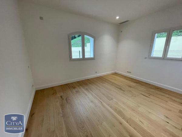 Location appartement Saint-Paul-de-Vence (06570) 4 pièces 122.95m²