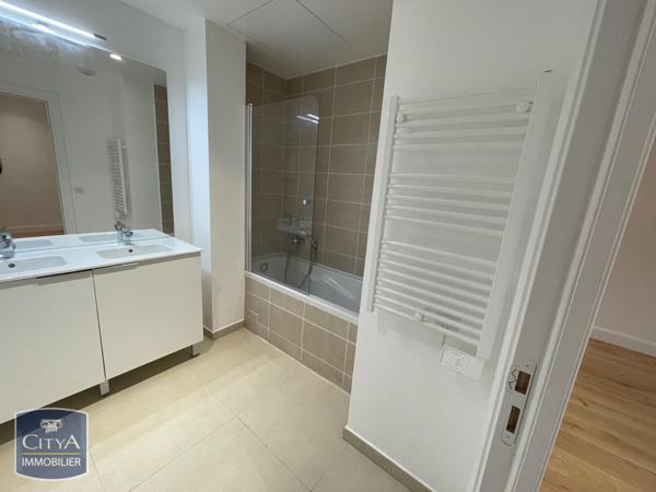 Location appartement Saint-Paul-de-Vence (06570) 4 pièces 122.95m²