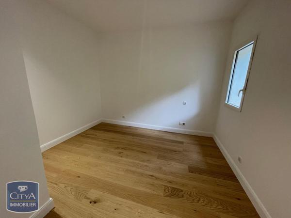 Location appartement Saint-Paul-de-Vence (06570) 4 pièces 122.95m²