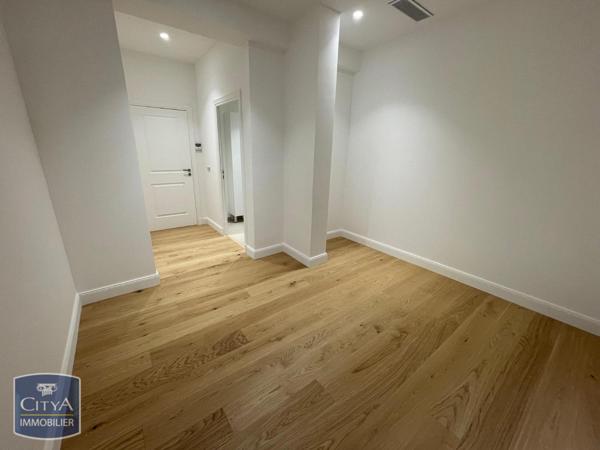 Location appartement Saint-Paul-de-Vence (06570) 4 pièces 122.95m²