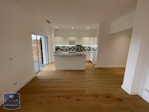 Location appartement Saint-Paul-de-Vence (06570) 4 pièces 122.95m²