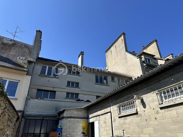 Immeuble mixte de 700 m²