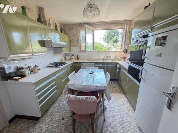 GENLIS MAISON HABITATION 4 chambres- jardin 839 m2
