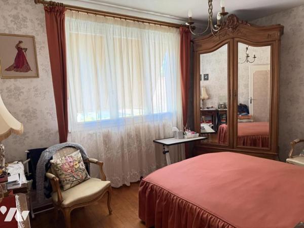 GENLIS MAISON HABITATION 4 chambres- jardin 839 m2