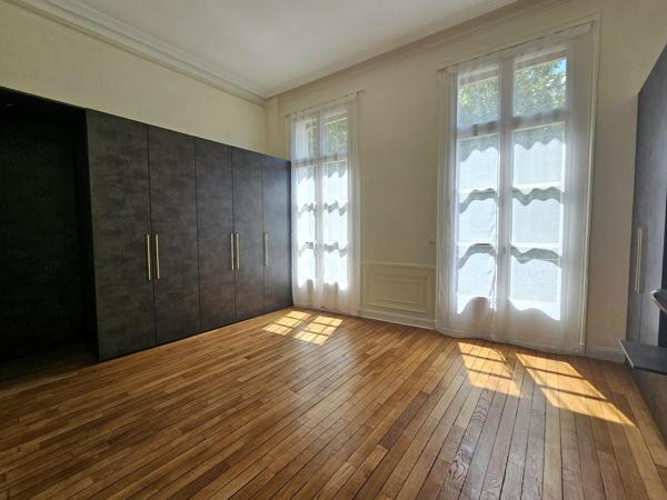 Appartement à ROUEN, 76000 - 5 pièces 122m²