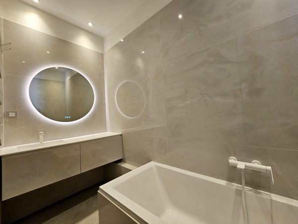 Appartement à ROUEN, 76000 - 5 pièces 122m²