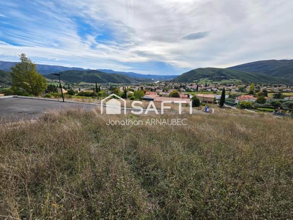 Construisez votre maison avec une vue panoramique sur les montagnes !