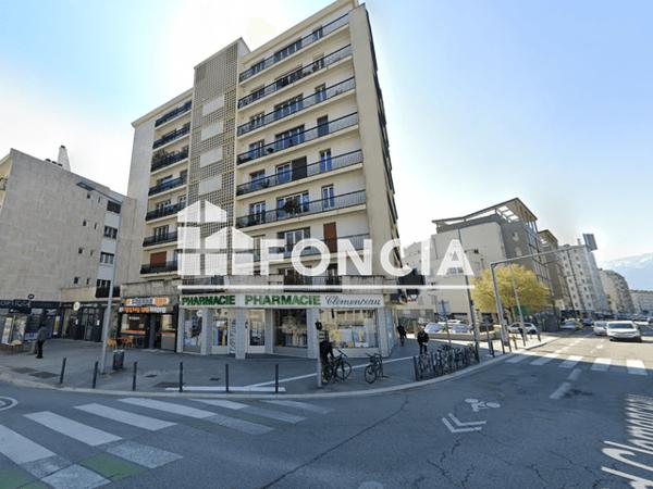Location Appartement 2 pièces 75.23 m² - 1 BLD CLEMENCEAU Grenoble 38000