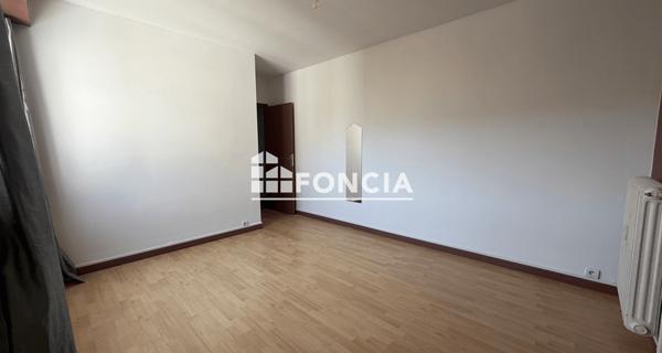 Location Appartement 2 pièces 75.23 m² - Grenoble 38000