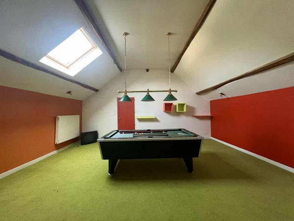 Longère en pierres apparentes, pleine de charme à Champforgeuil