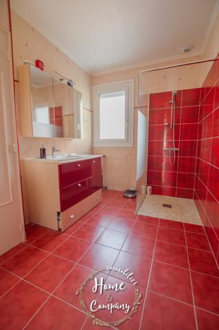 Maison 7 pièce(s) 6 chambre(s) 193.45 m²