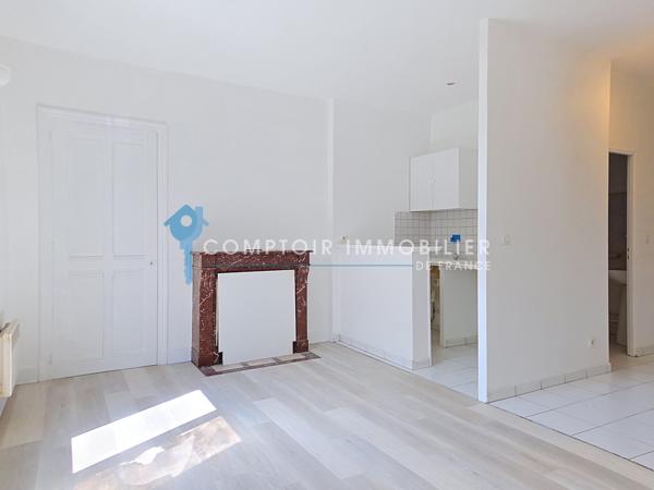 Immeuble
                                                                                                                                                
                                                                                                                                                
                                                                                                                                                
                                                    
                                                                                                                                                                                                                                                                                                                        108  m²                                                                                                                                                                                                         2 etage(s)