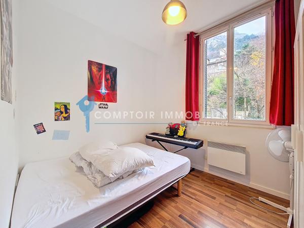 Immeuble
                                                                                                                                                
                                                                                                                                                
                                                                                                                                                
                                                    
                                                                                                                                                                                                                                                                                                                        108  m²                                                                                                                                                                                                         2 etage(s)