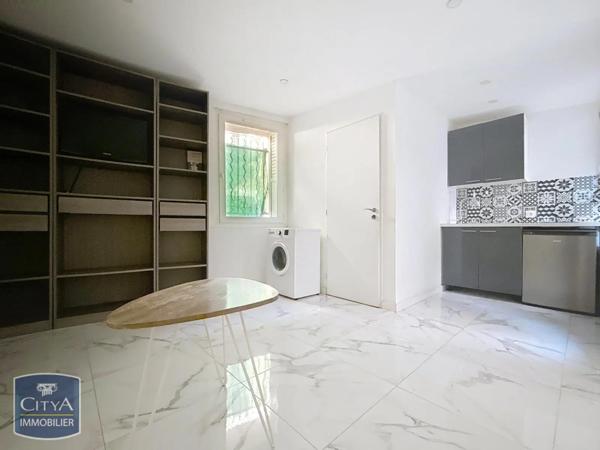 Appartement à louer 1 pièce 15.9m²