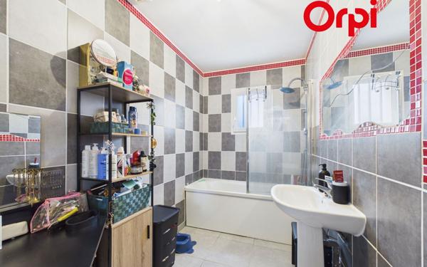 Maison à vendre    4 pièces •  Bernay